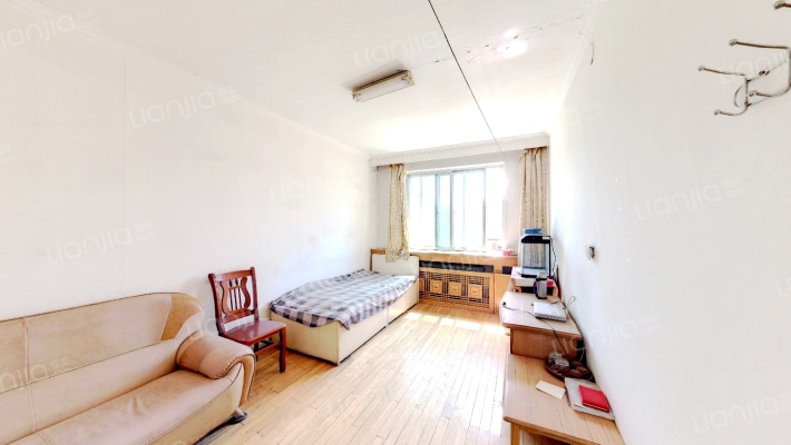 辽歌家属楼二手房实景图