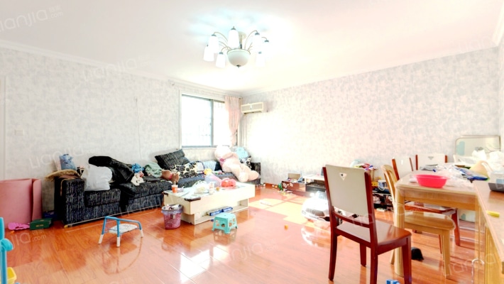 四季华城二手房实景图