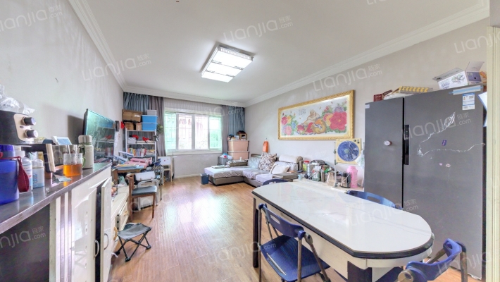 天府石油乐园二手房实景图