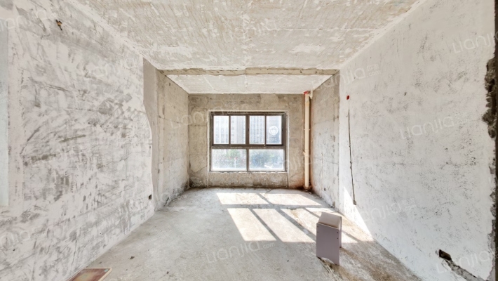 保利香槟二手房实景图