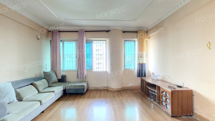 住房保障中心二手房实景图