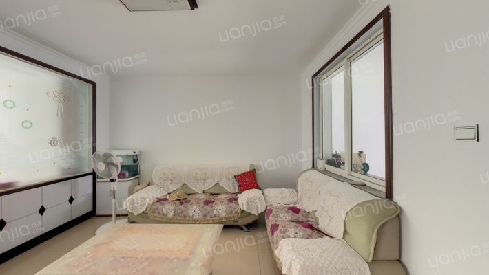 东山花园二手房实景图