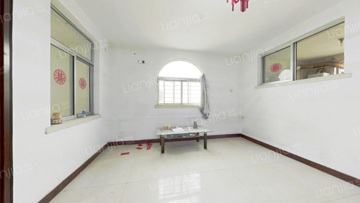 望岳C区二手房实景图