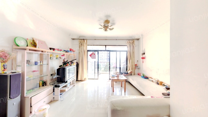 荣崋豪苑二手房实景图