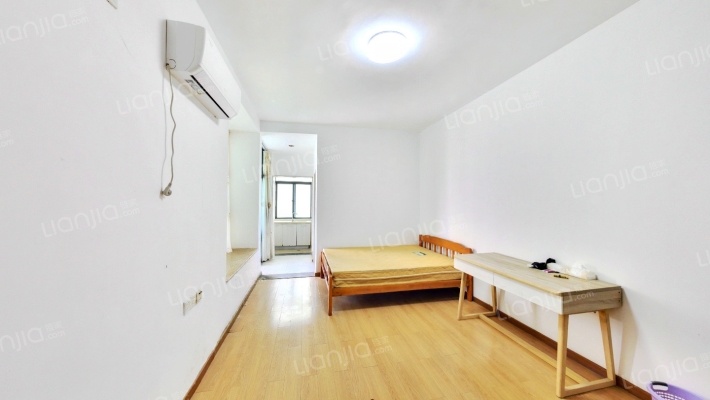 C派公寓二手房实景图