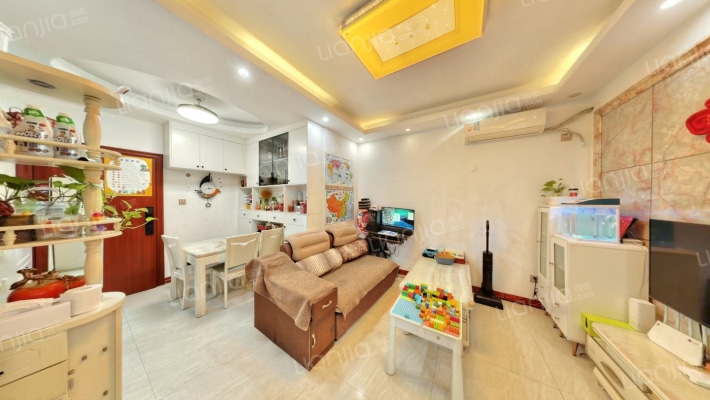 金石雅苑二手房实景图