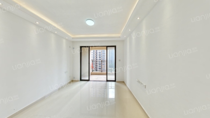 旭辉江山三期二手房实景图