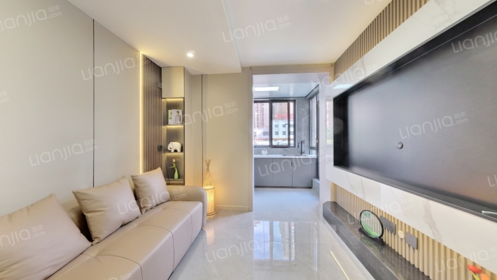 群力新苑东区二手房实景图