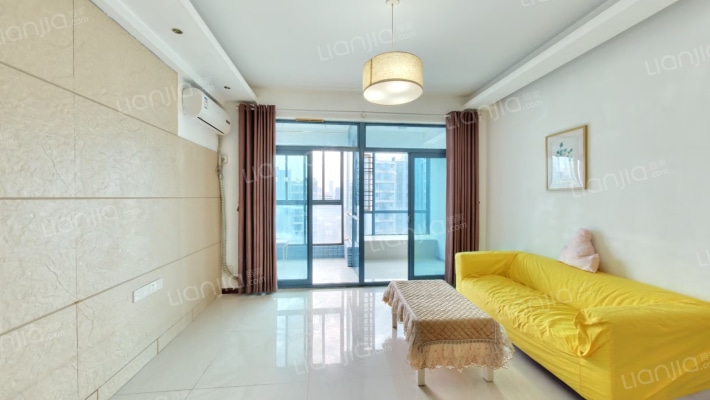 顶琇晶城二手房实景图