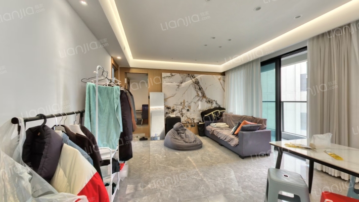 旭辉中心二手房实景图