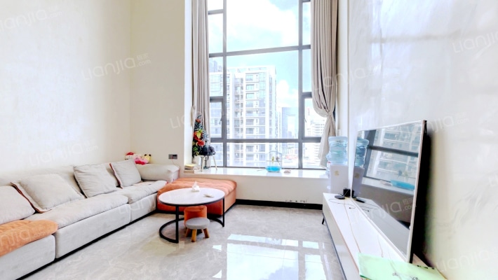 第一国际二手房实景图