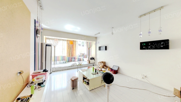 金汇花园一街坊二手房实景图