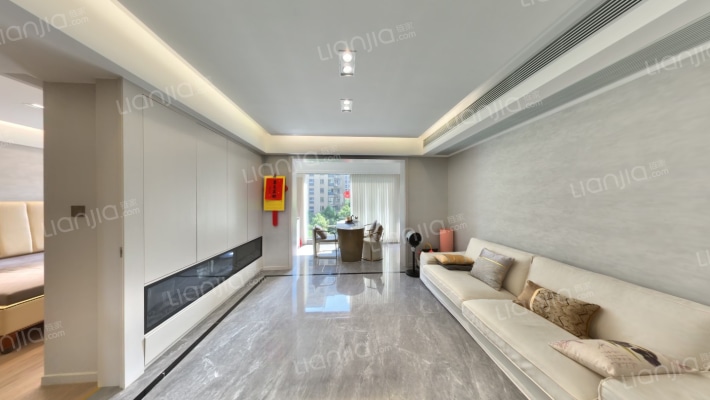 运新花苑三区二手房实景图