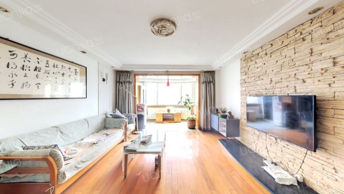 百合园二手房实景图