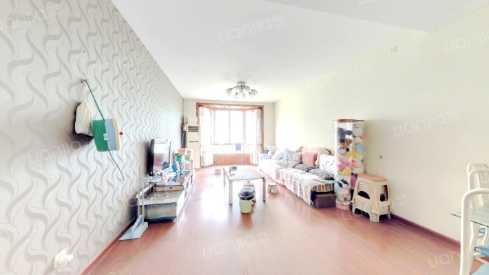 深越花园二手房实景图