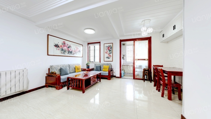 盈佳香荷湾二手房实景图