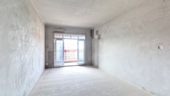 碧桂园翡翠城二手房实景图