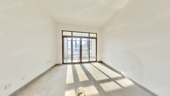 恒大悦珑台二手房实景图