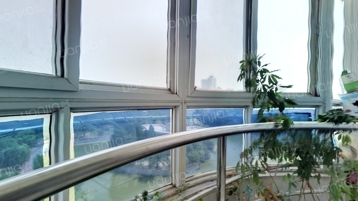 嘉荷天城二手房实景图