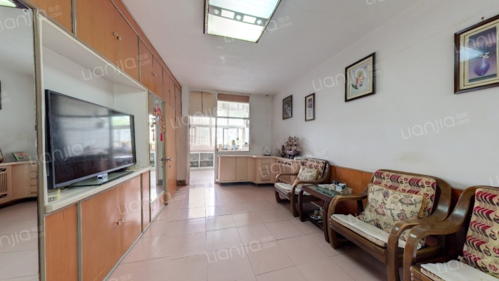 阳春小区二手房实景图