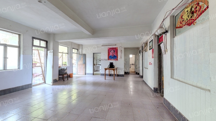 金龙新村二手房实景图