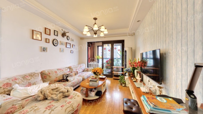 万科城三期二手房实景图