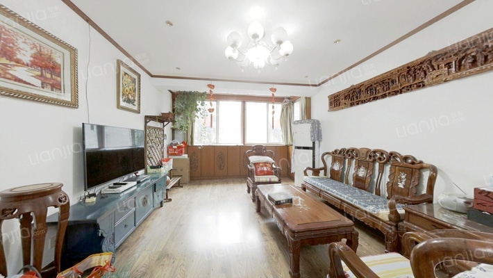 东方城朝霞园二手房实景图