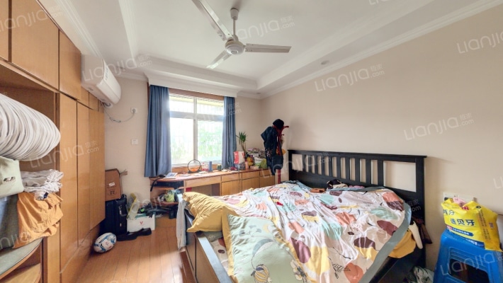 金山南区二手房实景图