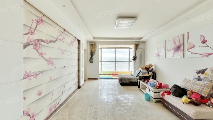 苗圃花园二手房实景图