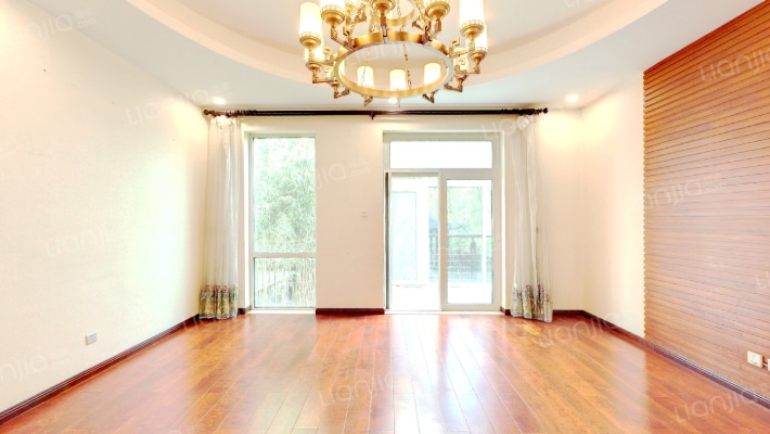 中海安德鲁斯庄园东区二手房实景图