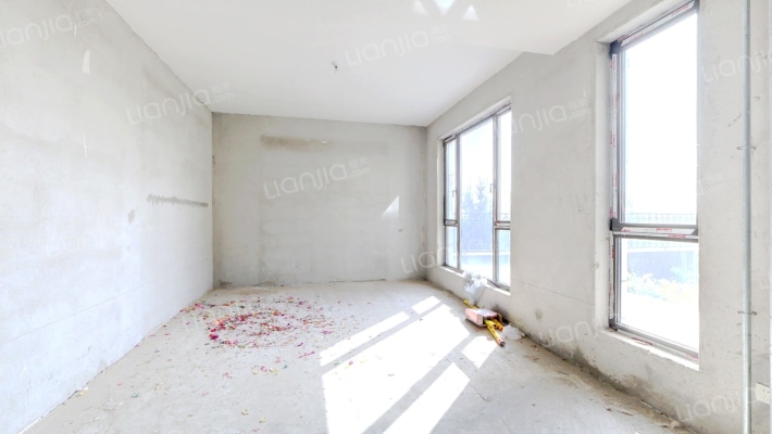 国信山水间二手房实景图