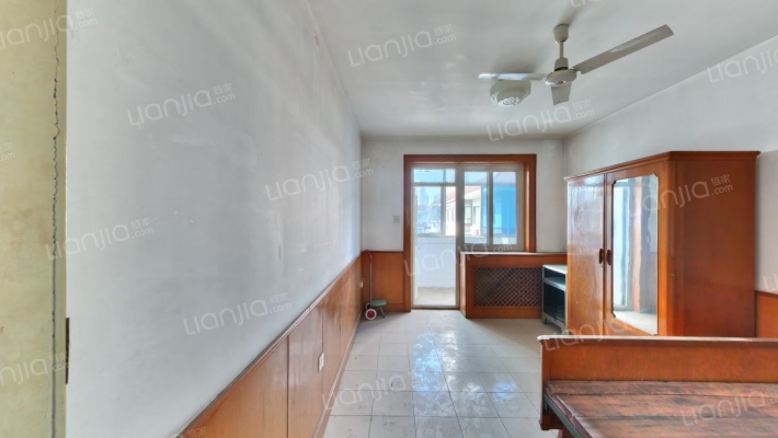 艳泉里二手房实景图