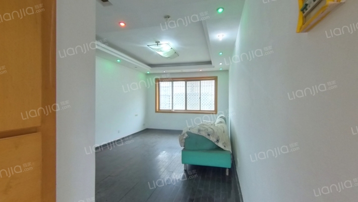 一纺机家属房二手房实景图