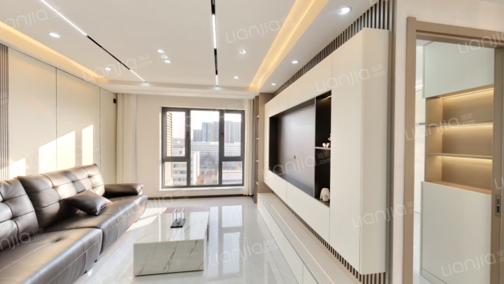 吾悦华府B4二手房实景图