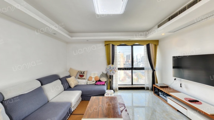 印象翡翠大厦二手房实景图