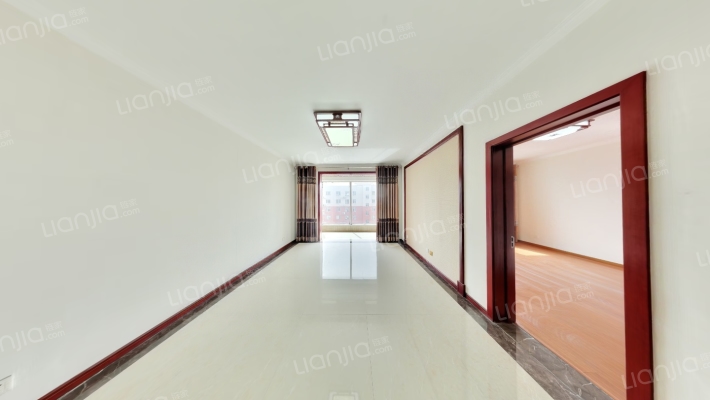 丽华甲第苑二手房实景图