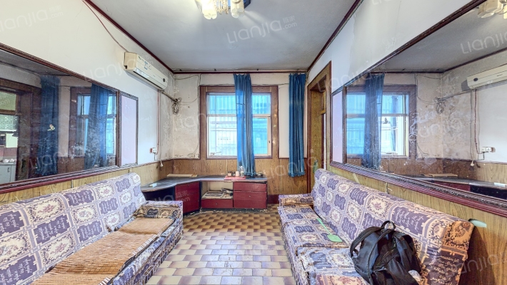 卫生局小区二手房实景图