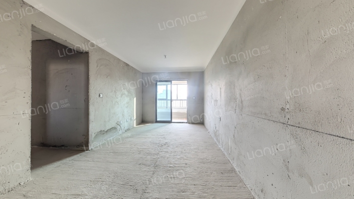 恒泰阿奎利亚悦璟府二手房实景图