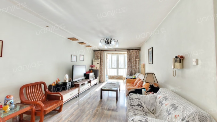 久华里二手房实景图