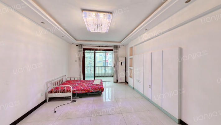 京艺天朗雅园二手房实景图