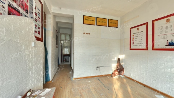 市农行家属院二手房实景图