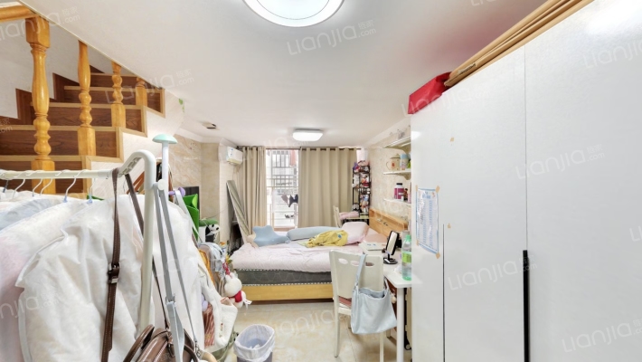 高铁新城圆融广场二手房实景图