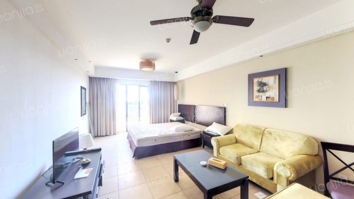 金色阳光温泉度假酒店公寓二手房实景图