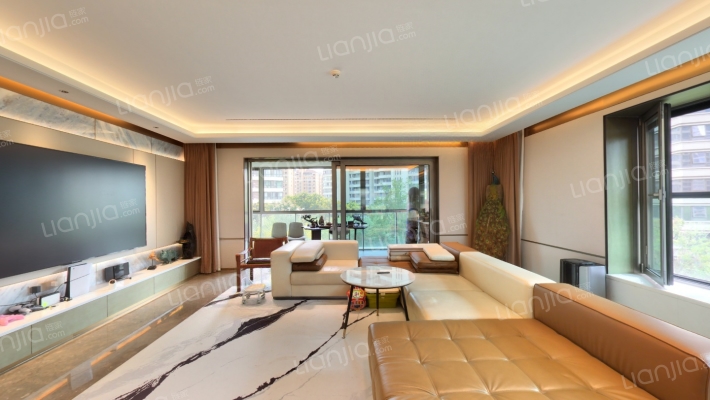 自然界河山二手房实景图