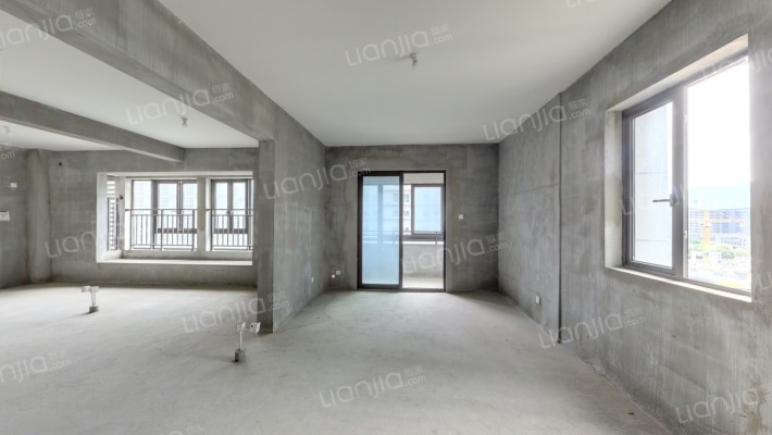 中发首府一期二手房实景图