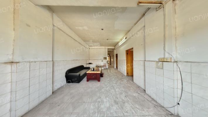 玫瑰路16号二手房实景图