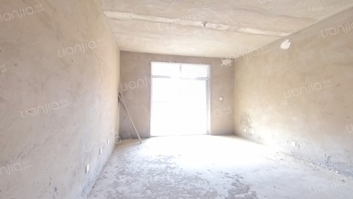 源惠社区二手房实景图