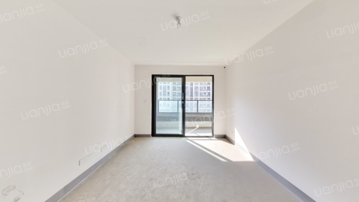 依云兰庭二手房实景图