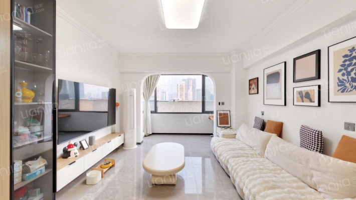 迪康银色诗典二手房实景图