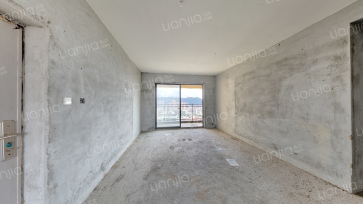 国瑞华庭二手房实景图